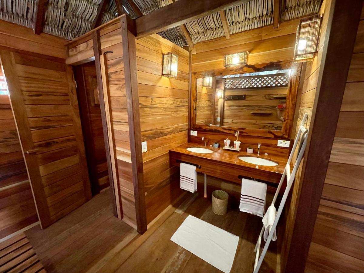 Pousada Casa Caju Bangalows クムブコ エクステリア 写真
